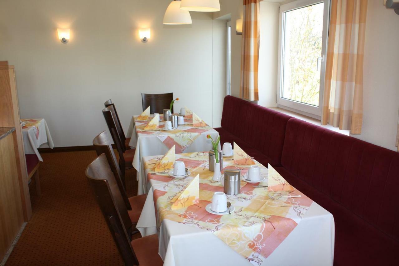 Pension Geno Geisenhausen Buitenkant foto